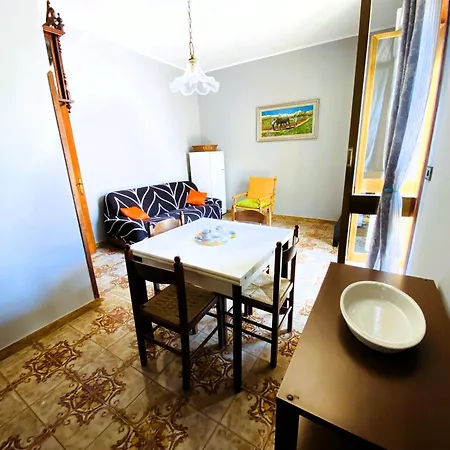 A Casa Di Iole Vista Mare 아파트 *
