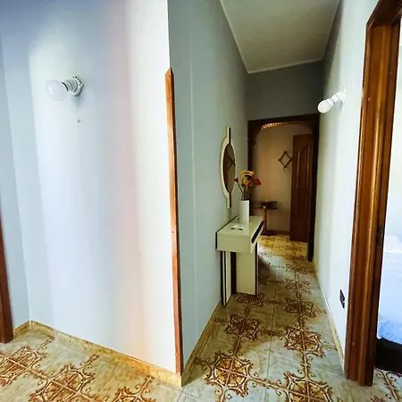 A Casa Di Iole Vista Mare 아파트 *